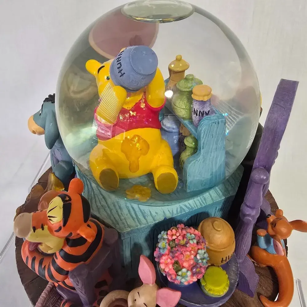 Vintage Disney Winnie the Pooh Honey Pot Eeyore Tigger Piglet Musical Globe